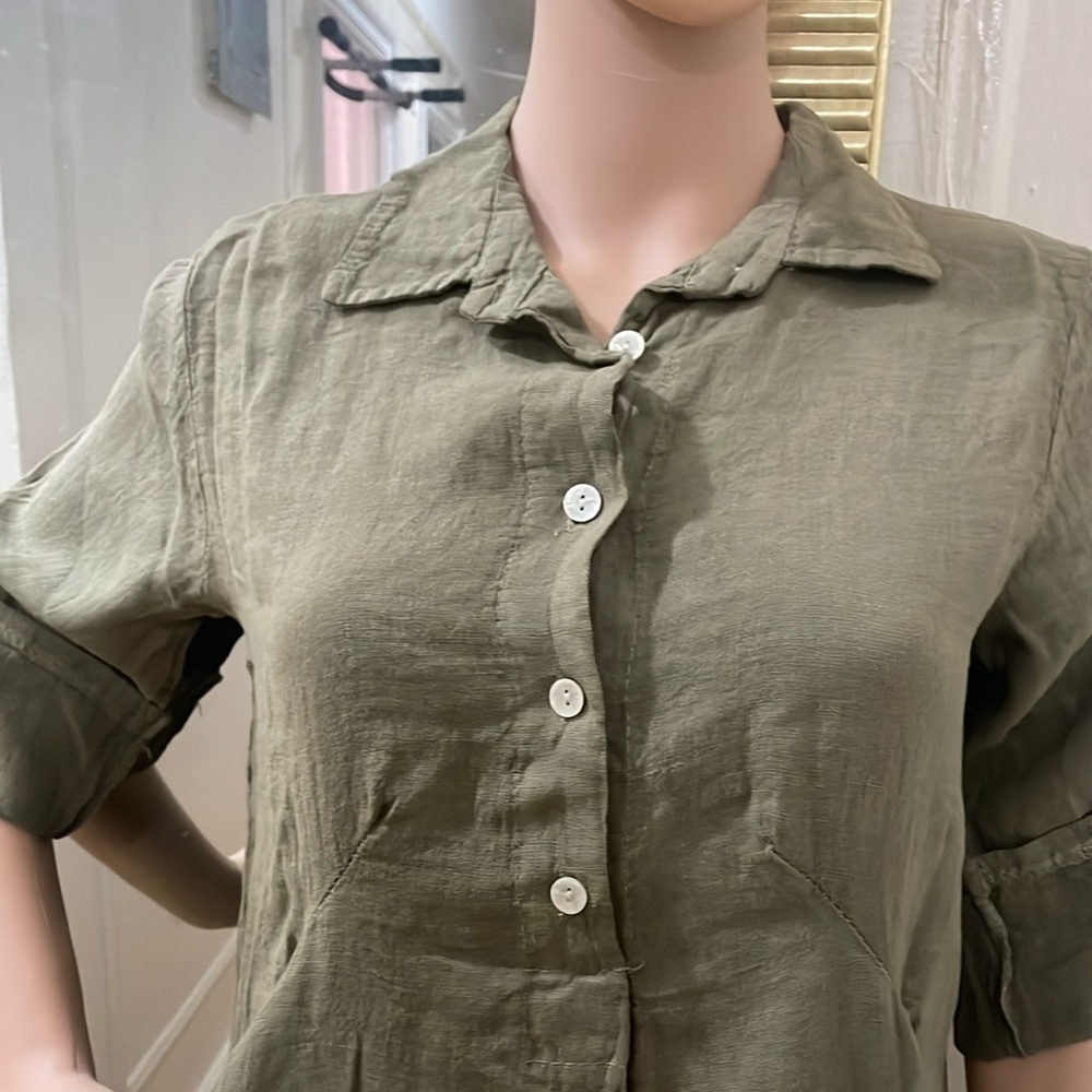 Elena Baldi's Olive Green Linen Shirt - Picture 8 of 12